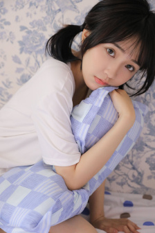 ysl蜜桃色成人